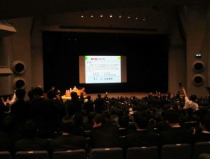 桐蔭学園高校002